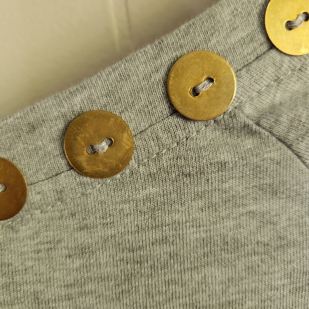 Norma Kamali gray organic cotton scoop neck tee t-shirt button embellishment XL - Picture 13 of 13